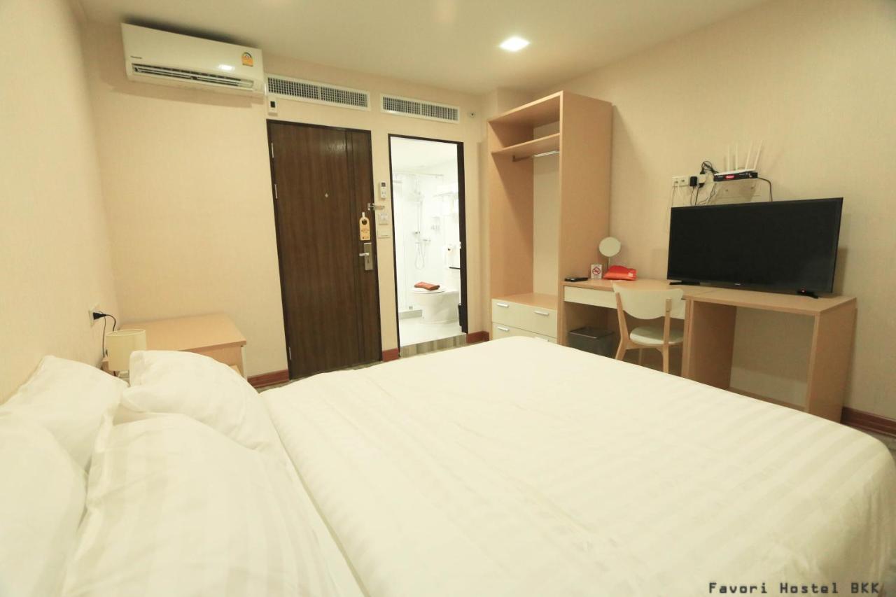 Favori Hostel Bangkok Surawong Dış mekan fotoğraf