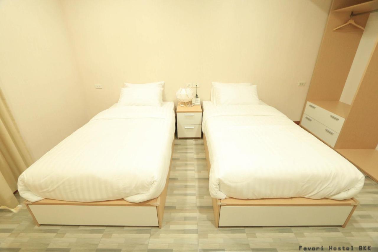 Favori Hostel Bangkok Surawong Dış mekan fotoğraf