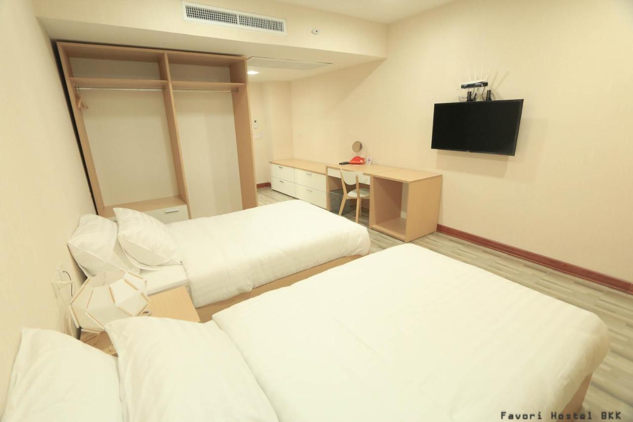 Favori Hostel Bangkok Surawong Dış mekan fotoğraf
