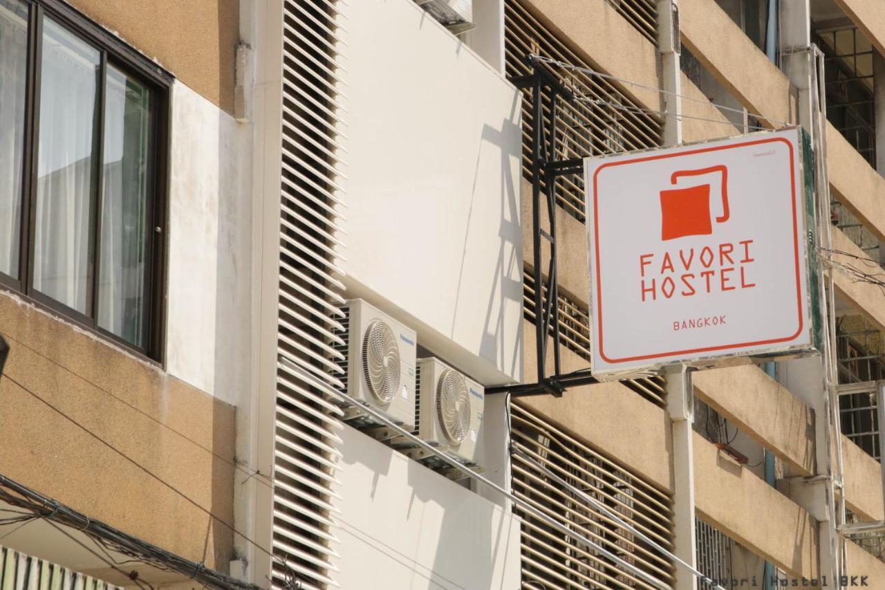Favori Hostel Bangkok Surawong Dış mekan fotoğraf